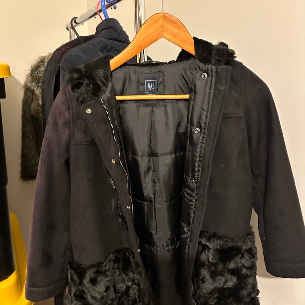 GAP Kids Black Puffer Coat with Faux Fur